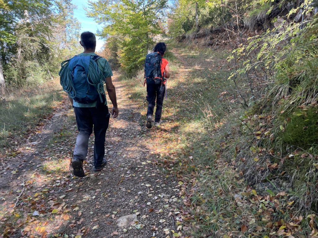 Circular a San Tirso Ruta en la Sierra de Toloño desde Okón