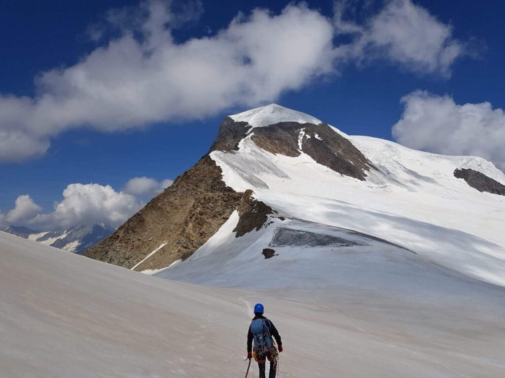 Bajando de cumbre