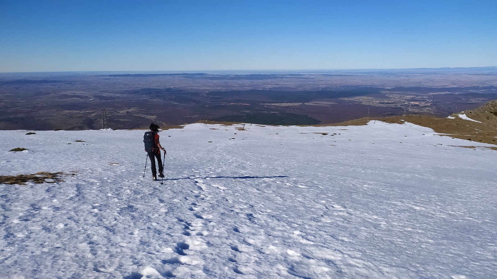 Pico del Lobo por Puerto de la Quesera