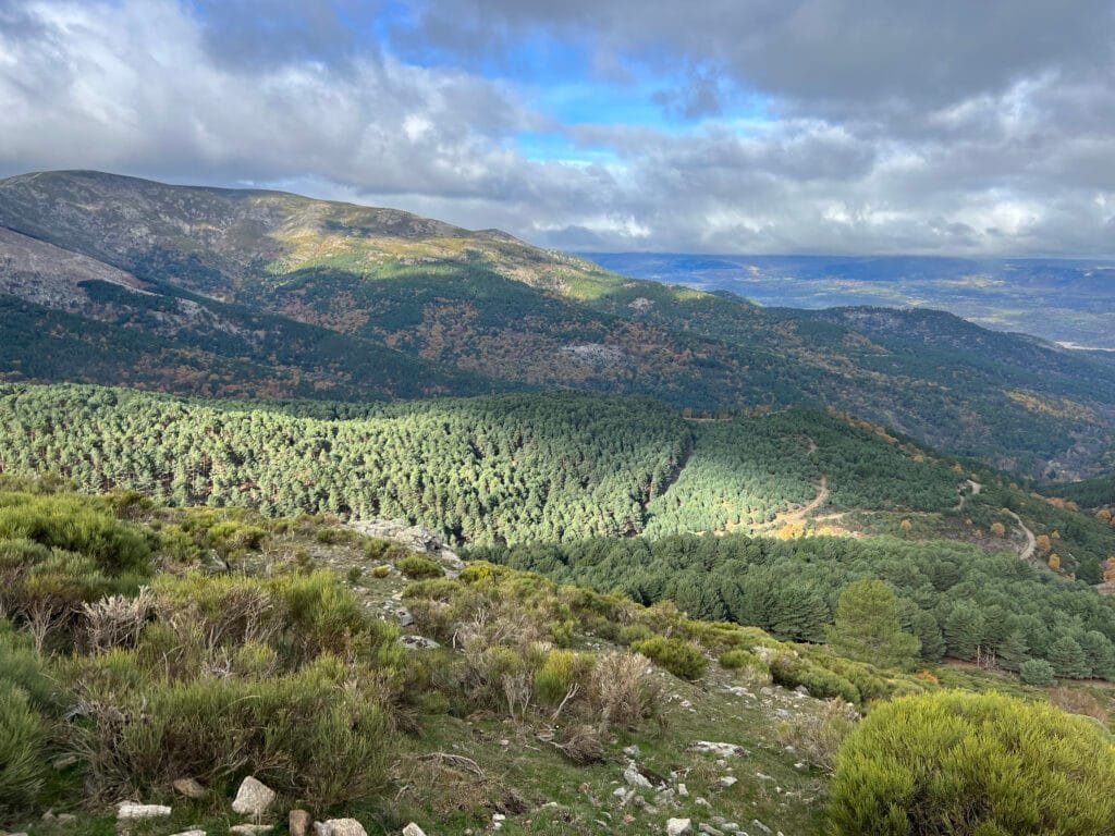 Castañar del Tiemblo desde Casillas