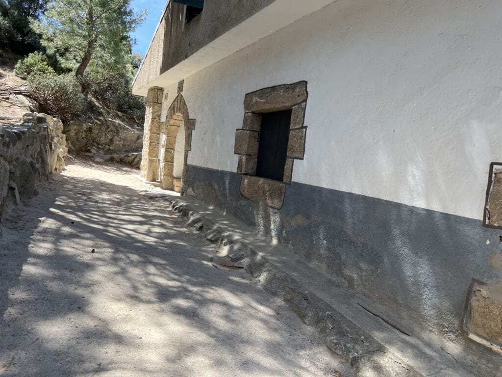 Ruta de Dos Días en la Pedriza Anterior