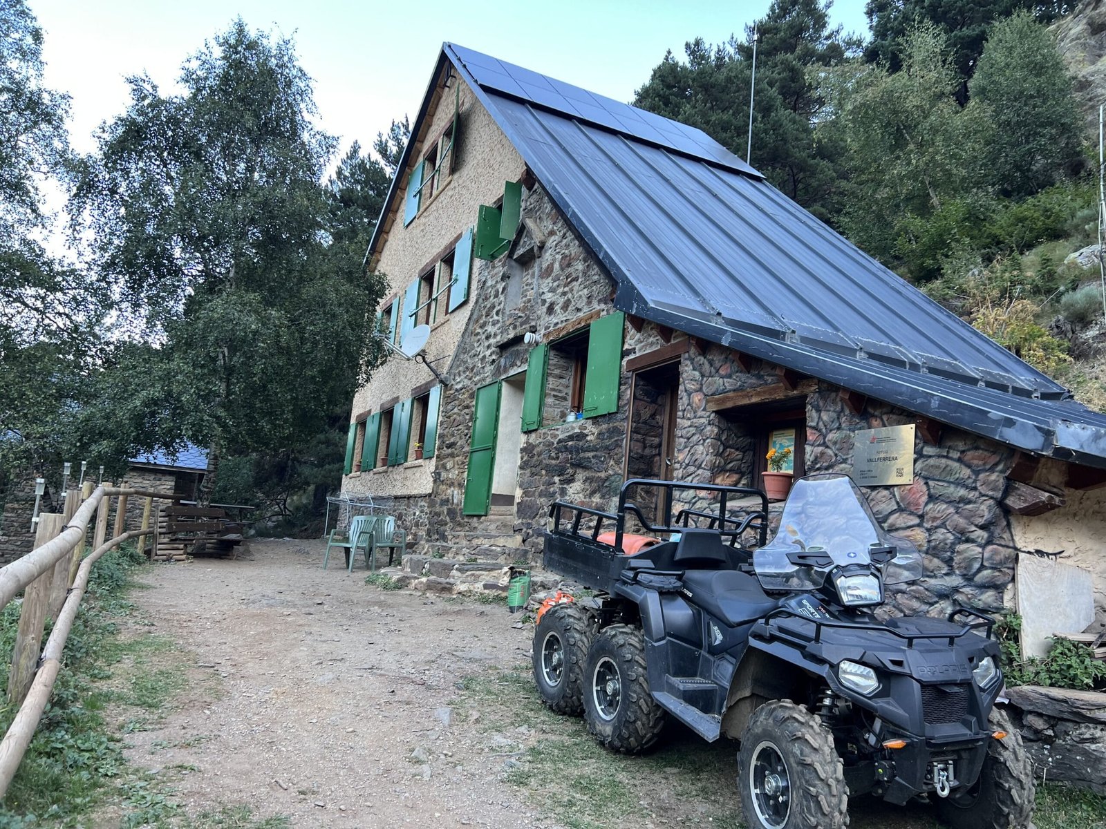 refugio-de-valferrera-refugio-de-la-pica-d-estats